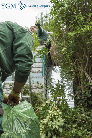 expert gardeners in Lancashire